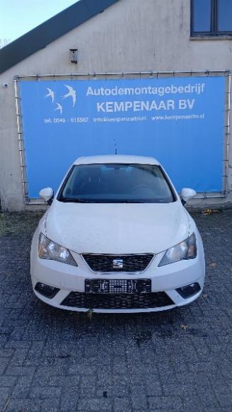demontáž osobní automobily Seat Ibiza Ibiza IV (6J5) Hatchback 5-drs 1.0 EcoTSI 12V (CHZB) [70kW]  (05-2015/=
06-2017) 2016
