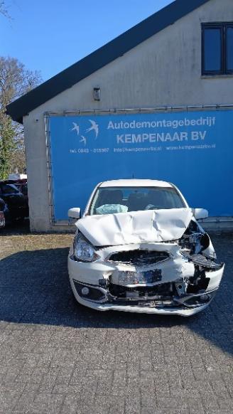 demontáž osobní automobily Mitsubishi Space-star Space Star (A0) Hatchback 1.0 12V (3A90(Euro 5)) [52kW]  (05-2012/...)= 2016