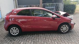 Kia Rio Rio III (UB) Hatchback 1.2 CVVT 16V (G4LA5) [63kW]  (09-2011/12-2017) picture 7