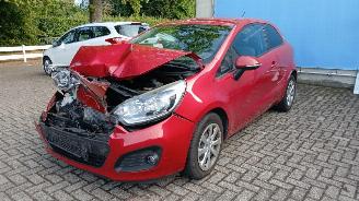 Kia Rio Rio III (UB) Hatchback 1.2 CVVT 16V (G4LA5) [63kW]  (09-2011/12-2017) picture 6