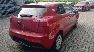 Kia Rio Rio III (UB) Hatchback 1.2 CVVT 16V (G4LA5) [63kW]  (09-2011/12-2017) picture 12