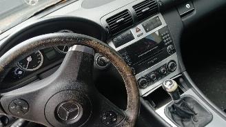 Mercedes C-klasse C Sportcoupé (C203) Hatchback 1.8 C-180K 16V (M271.946) [105kW]  (05=
-2002/05-2008) picture 6