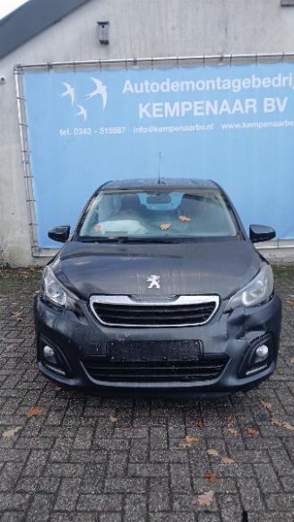 Salvage car Peugeot 108 108 Hatchback 1.0 12V (1KRFE(CFB)) [51kW]  (05-2014/...) 2015