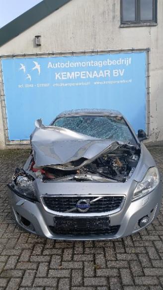 rozbiórka samochody osobowe Volvo C-70 C70 (MC) Cabrio 2.5 T5 20V (B5254T7) [169kW]  (03-2007/06-2013) 2013