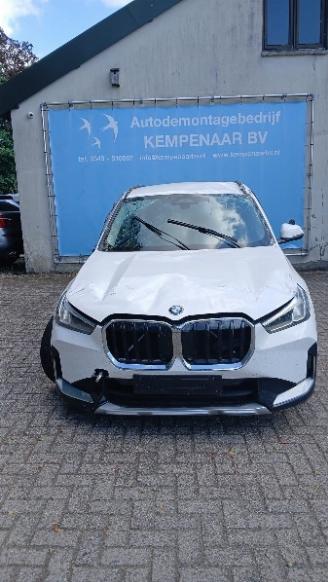 Démontage voiture BMW X1 X1 (U11) SUV sDrive 18i 1.5 TwinPower Turbo 12V (B38-A15P) [100kW]  (0=
7-2022/...) 2025/1