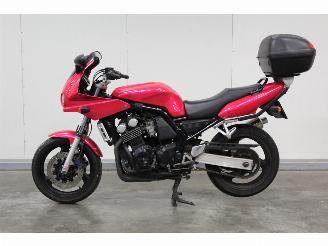 krockskadad bil motor Yamaha FZS 600 geen schade 1999/7