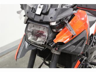 Suzuki  DL 1050 picture 6