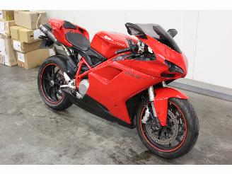 Ducati 848 Lichte rijdbare schade picture 8