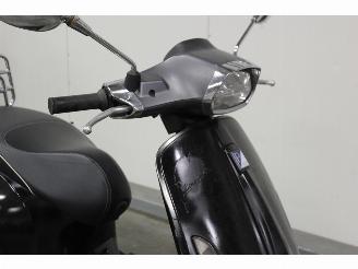 Vespa  Sprint BROM picture 6