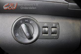 Volkswagen Caddy Caddy III (2KA,2KH,2CA,2CH), Van, 2004 / 2015 1.6 TDI 16V picture 12