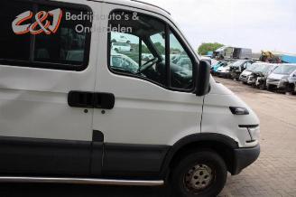 Iveco Daily New Daily III, Chassis-Cabine, 1999 / 2006 35C/S10 picture 9