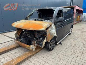 Coche siniestrado Volkswagen Transporter Transporter T5, Van, 2003 / 2015 2.0 TDI DRF 2014/11