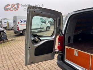 Peugeot Partner Partner Tepee (7A/B/C/D/E/F/G/J/P/S), MPV, 2008 / 2018 1.6 HDiF 90 16V Phase 1 picture 8