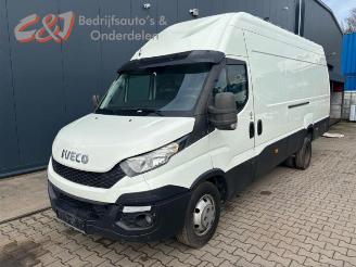 Coche siniestrado Iveco New Daily New Daily VI, Van, 2014 35C17, 35S17, 40C17, 50C17, 65C17, 70C17 2015/3