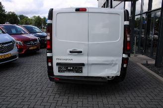 Nissan Primastar 2.0 dCi L2H1 N-Connecta airco navi cruise 3 zits trafic vivaro picture 3