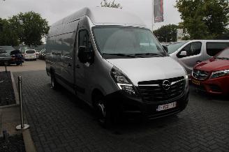 Opel Movano 2.3 BiTurbo 120kW RWD L3H3 3.5T dubbel lucht airco 3 zits achterschade picture 8