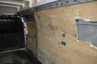 Opel Movano 2.3 BiTurbo 120kW RWD L3H3 3.5T dubbel lucht airco 3 zits achterschade picture 18