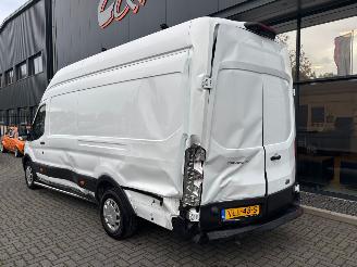 Ford Transit  picture 12