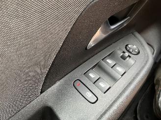 Opel Mokka-E  picture 12