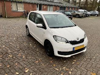 Coche accidentado Skoda Citigo 1.0 AMBITION 2018/10