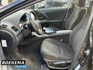 Toyota Avensis 2.0 VVTi Dynamic Automaat Navigatie Clima Cruise picture 11