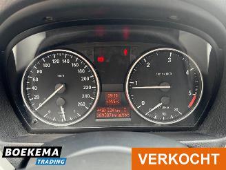 BMW 3-serie 320d Luxury Line Xenon Leer Cruise Navi Stoelverw. picture 22