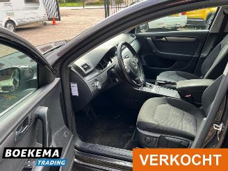 Volkswagen Passat Variant 1.4 TSI Comfortline Aut Pano Climate Cruise PDC picture 14