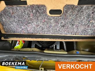 Peugeot 208 1.2 Allure 100pk Led Navigatie Climate Cruise PDC picture 11