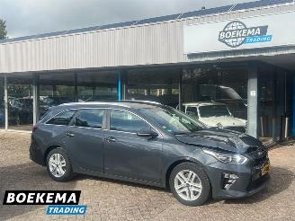 Unfallwagen Kia Ceed 1.0 T-GDi Led Navi Climate Camera Cruise PDC 2019/11