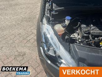 Peugeot 208 1.2 PureTech Allure Navigatie Airco Cruise PDC picture 7