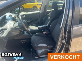 Peugeot 208 1.2 PureTech Allure Navigatie Airco Cruise PDC picture 14