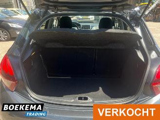Peugeot 208 1.2 PureTech Allure Navigatie Airco Cruise PDC picture 16