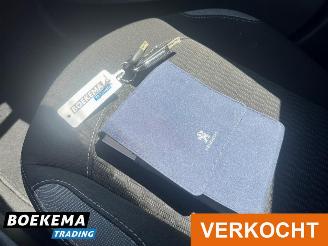 Peugeot 208 1.2 PureTech Allure Navigatie Airco Cruise PDC picture 26