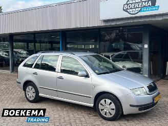 Voiture accidenté Skoda Fabia Combi 1.4-16V Choice Airco Cruise PDC 2004/6