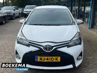 Toyota Yaris 1.3 VVT-i Navigatie Cruise Airco Camera Trekh. picture 5