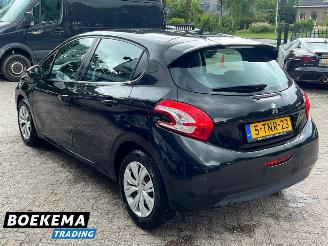 Peugeot 208 1.2 e-VTi Envy Aut Navi Clima Cruise PDC picture 3