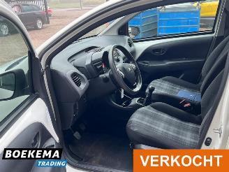 Peugeot 108 1.0 e-VTi Active Airco 5-Deurs picture 15