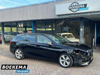 Voiture accidenté Seat Leon 1.5 TSI FR Intense Led Virutal Navi Cruise Camera PDC 2021/4