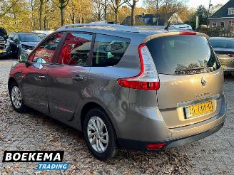 Renault Grand-scenic 1.5 dCi Limited 7-Pers Climate Cruise PDC picture 3