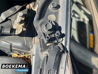 Kia Cee d cee'd 1.0 T-GDi Design Led Navi Climate Cruise Camera picture 12