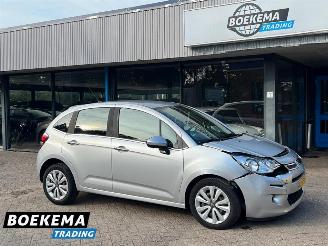 Voiture accidenté Citroën C3 1.2 PureTech Navi Climate Cruise PDC 2015/4