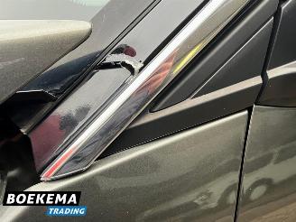 Peugeot 3008 1.2 PureTech Premium Keyless Virtual Navi Camera PDC picture 18