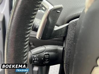 Peugeot 2008 1.2 PureTech Automaat Navi Cruise PDC picture 22