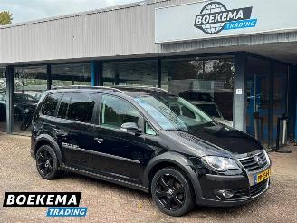 skadebil auto Volkswagen Touran 1.4 TSI Cross Xenon Airco Cruise PDC Trekh. 2009/6