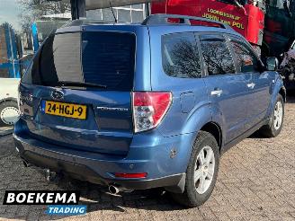 Subaru Forester 2.0 Premium 4X4 LPG Open-Dak Stoelverw Climate picture 2