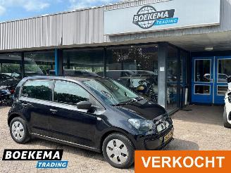 Vaurioauto  passenger cars Volkswagen Up! 1.0 Take Up! Airco 5-Deurs Nieuwe Distributieriem! 2013/10
