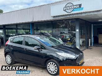damaged passenger cars Ford Fiesta 1.0 Style Airco Navigatie 5-Deurs 2015/11