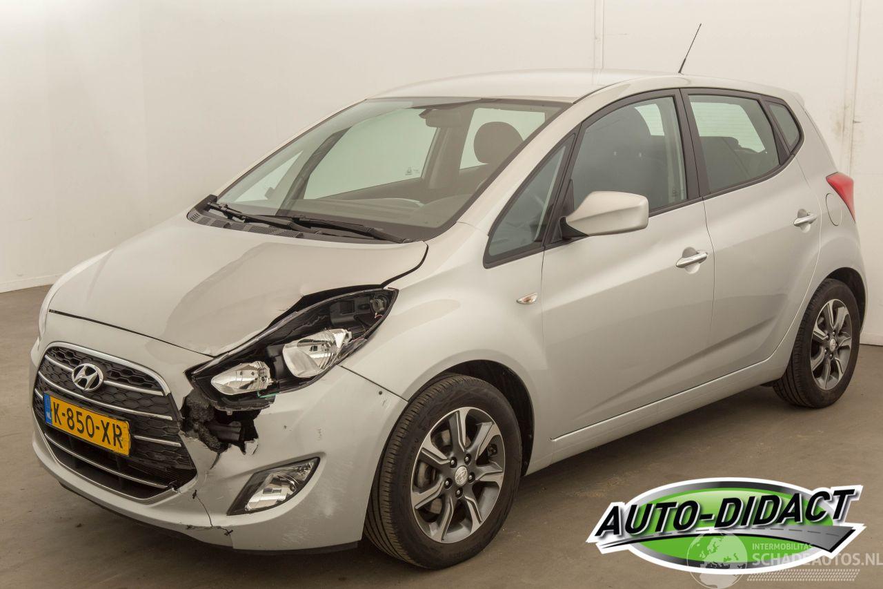 Hyundai Ix20 1.6i GO 41.827 km