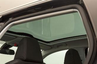 Peugeot 308 SW 1.2 Pano 96KW PureTech Blue Lease picture 18