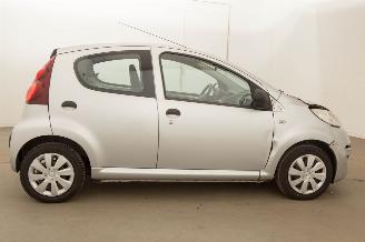 Peugeot 107  picture 30